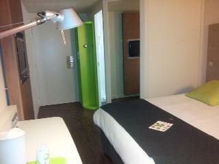 Hotel H�tel Campanile Antibes