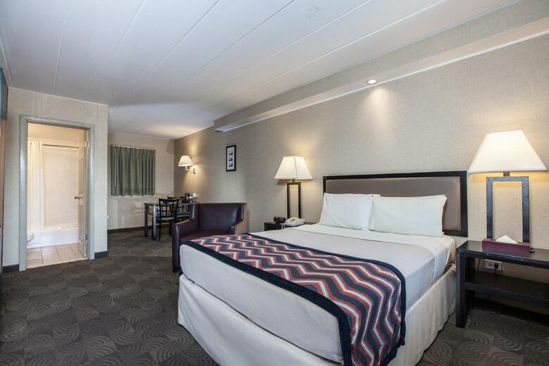 Hotel Carlton Inn Midway