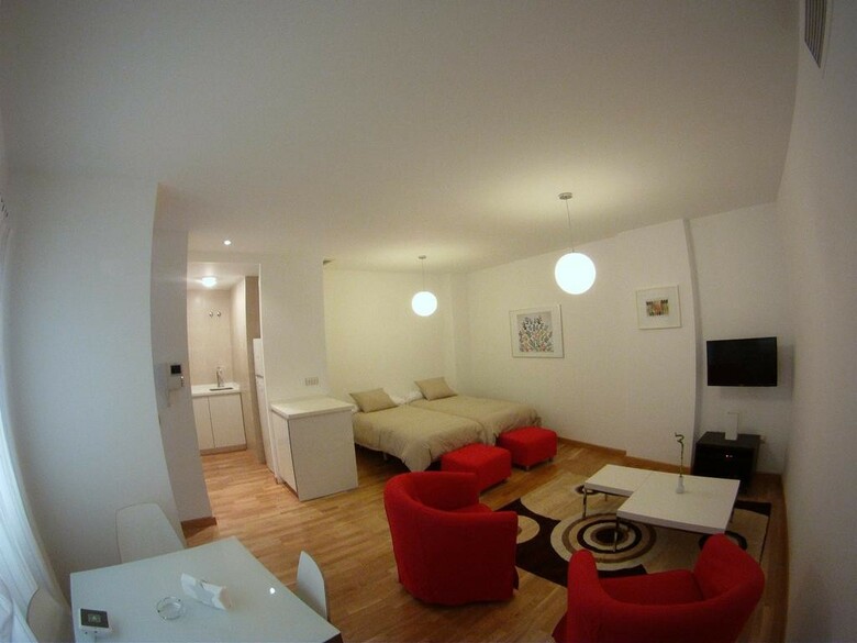 Apartamentos Debambu