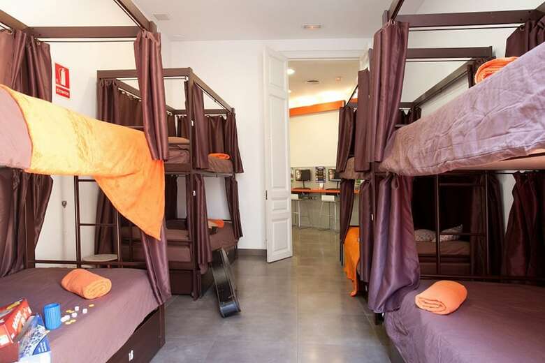 Hostal Hip Karma Hostel   Shared Rooms