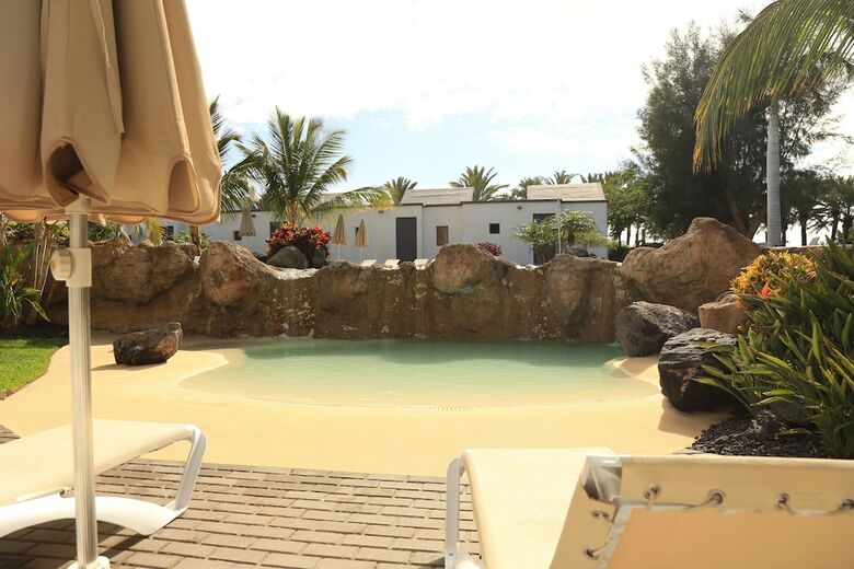 Hotel Romantic Fantasia Dreams