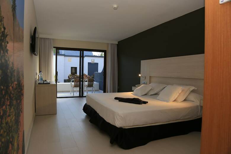 Hotel Romantic Fantasia Dreams