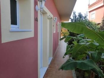 Hostal Alhaja Playa