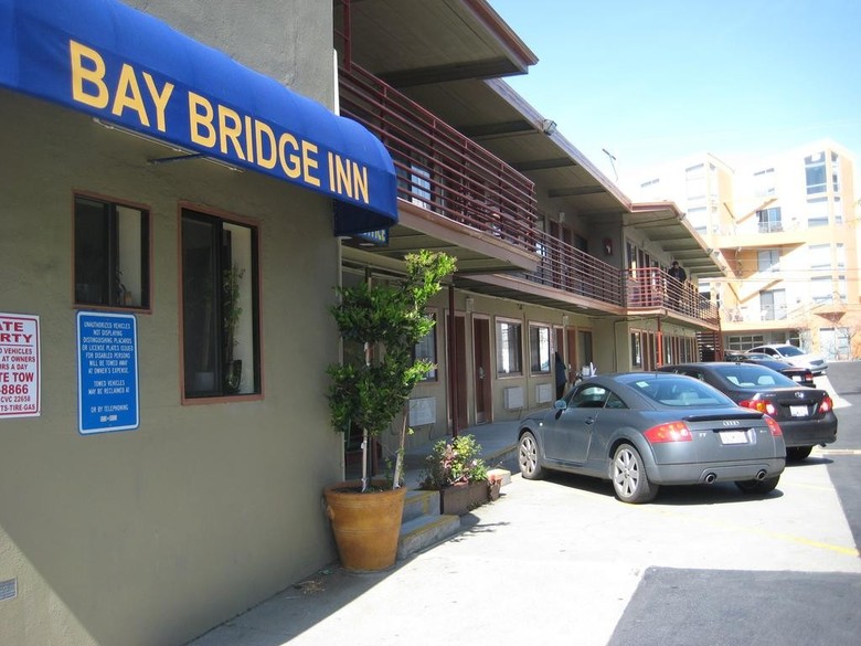 Hotel Bay Bridge Inn