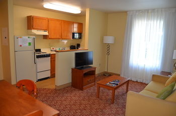Hotel Towneplace Suites By Marriott Dallas Plano