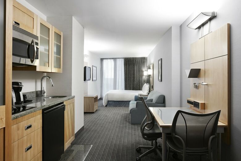 World Center Hotel
