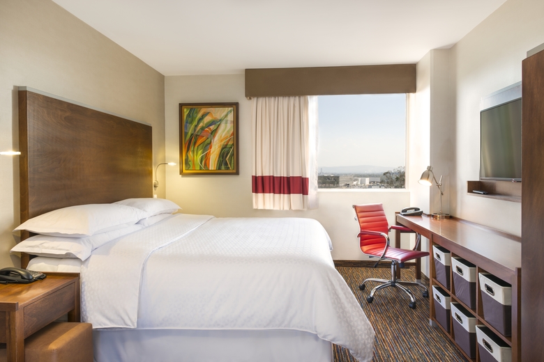 Hotel Four Points By Sheraton Queretaro Norte