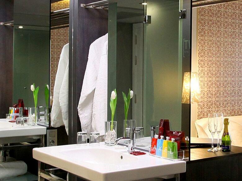 Two Hotel Barcelona By Axel