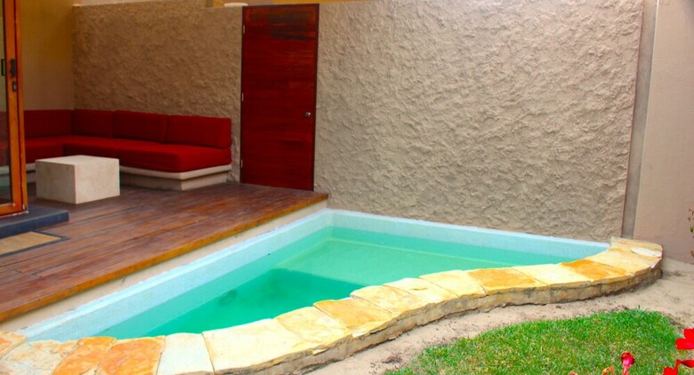 Hotel Isla Tajin Beach And River Resort