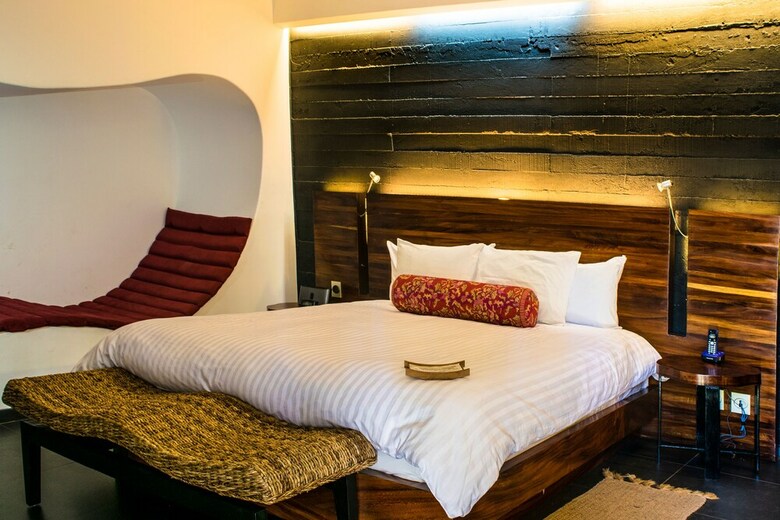 Hotel Isla Tajin Beach And River Resort