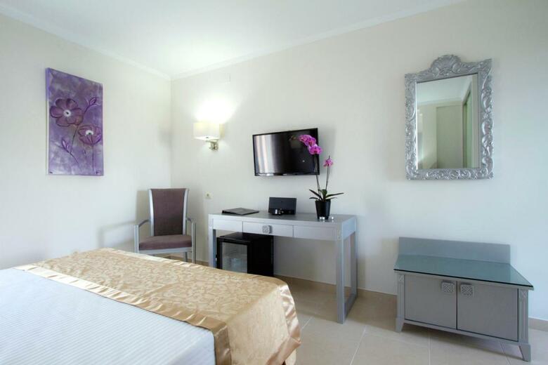 Hotel Bluesea Albor�n Adults Only