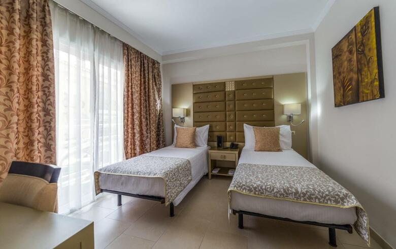 Hotel Bluesea Albor�n Adults Only