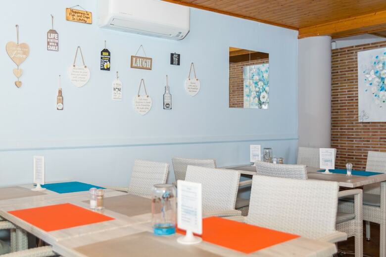 Aparthotel Las Adelfas