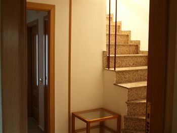 Stylish City Aparthotel