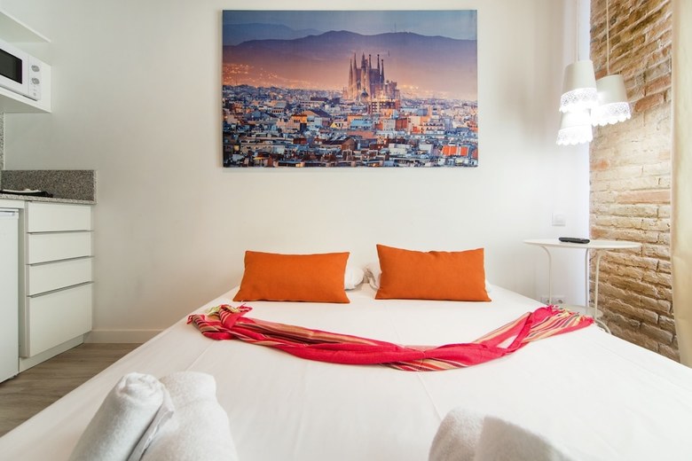 Apartamento Happy People Sagrada Familia Gaud�