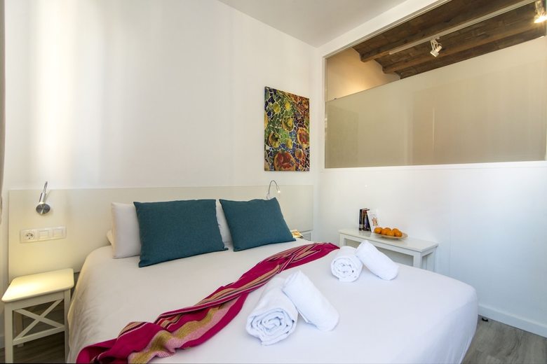 Apartamento Happy People Sagrada Familia Gaud�
