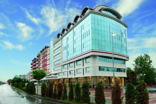 Tcc Grand Plaza Hotel
