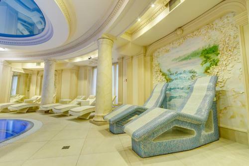 Hostal Paacyk Otrbusy Business & Spa