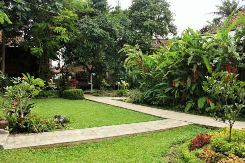 Garden Hostel