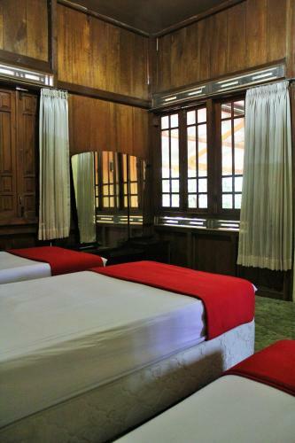 Garden Hostel
