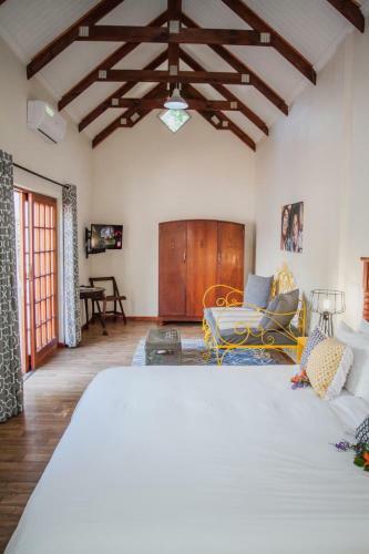 Hostal Aan De Oever Guesthouse