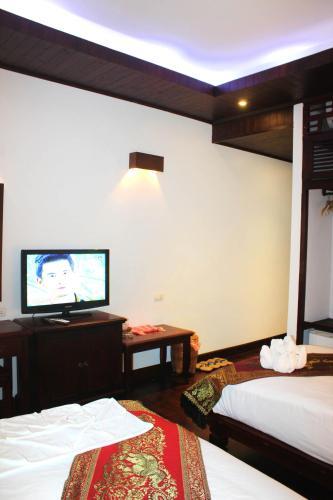 Posada Chitchareune Moungluang Hotel