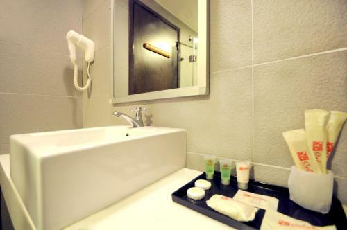 Celyn City Hotel