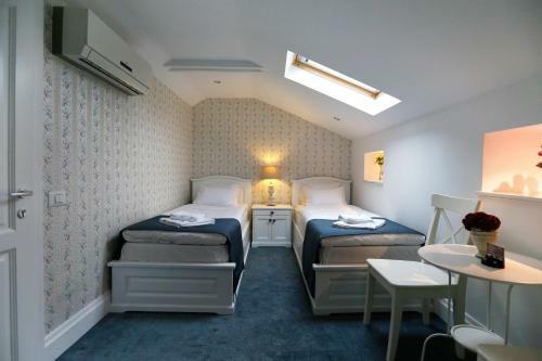 Hotel Les Jardins Carol