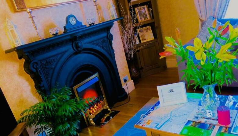 Hostal Donnybrook Hall
