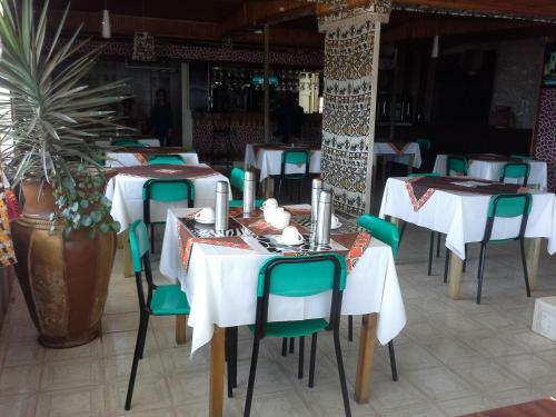 Okapi Hotel