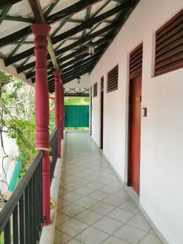 Hostal Sarathchandra Guest House