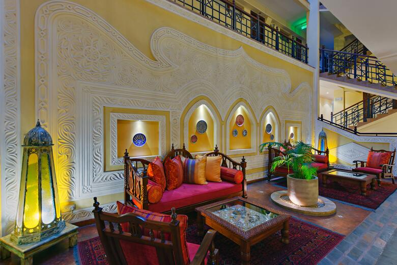 Hotel The Heron Portico