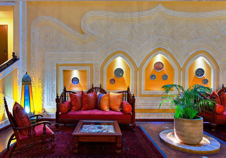 Hotel The Heron Portico