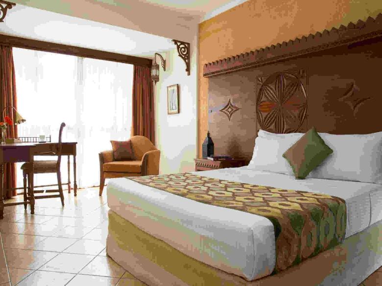 Hotel The Heron Portico