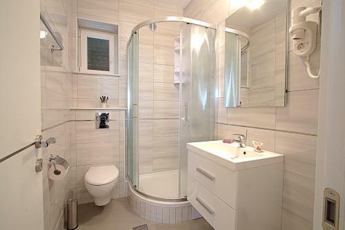 Apartamentos Guest House Burin