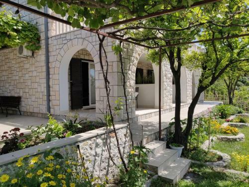 Apartamentos Guest House Burin