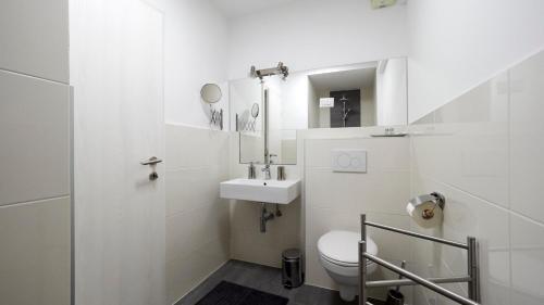 Apartamentos House Petrina