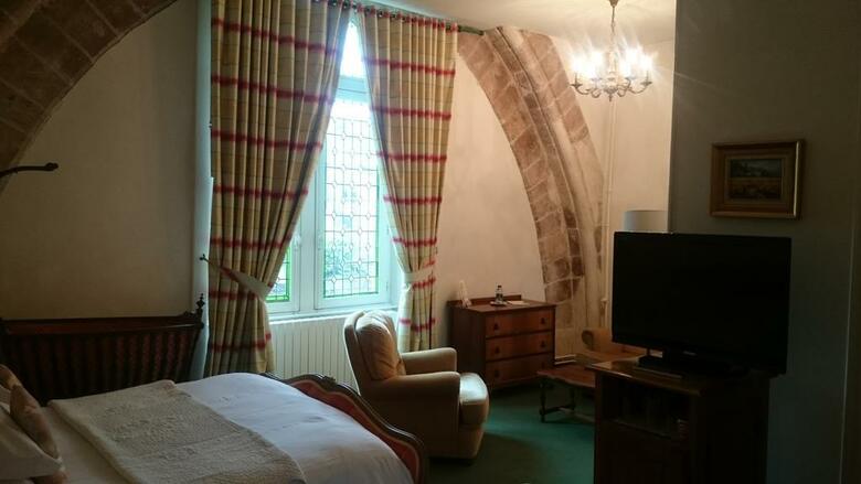 Hotel L'hostellerie Du Ch�teau