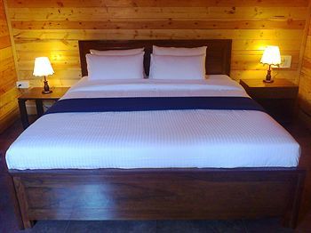 Hotel Ozran Heights Beach Resort