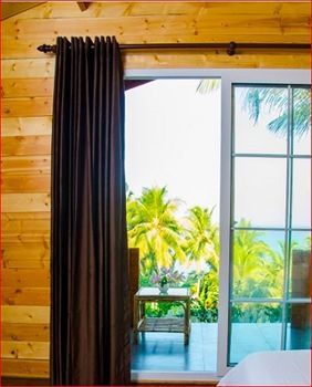 Hotel Ozran Heights Beach Resort