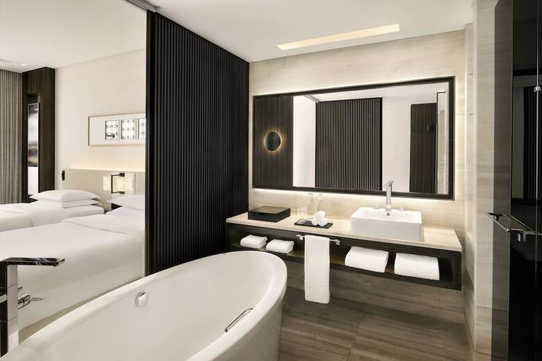 Sheraton Grand Hotel, Dubai