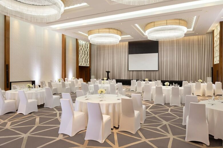 Sheraton Grand Hotel, Dubai