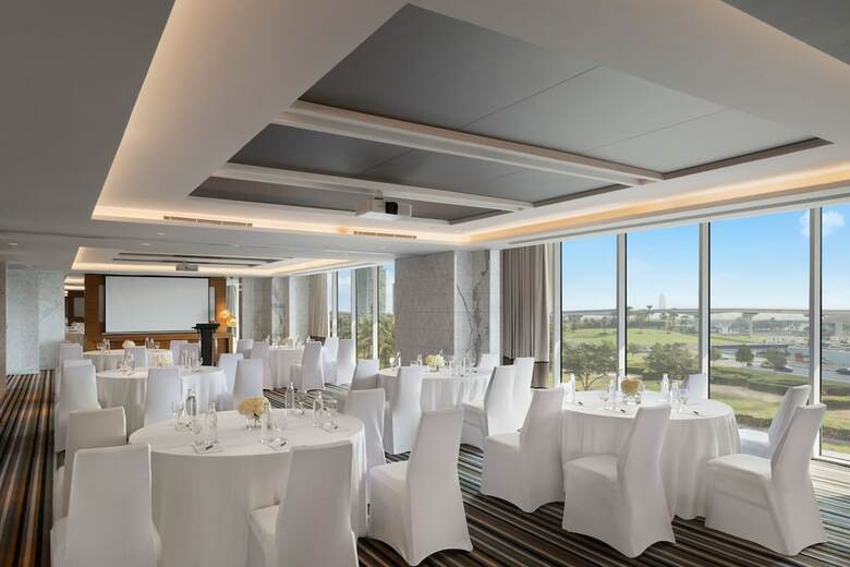 Sheraton Grand Hotel, Dubai