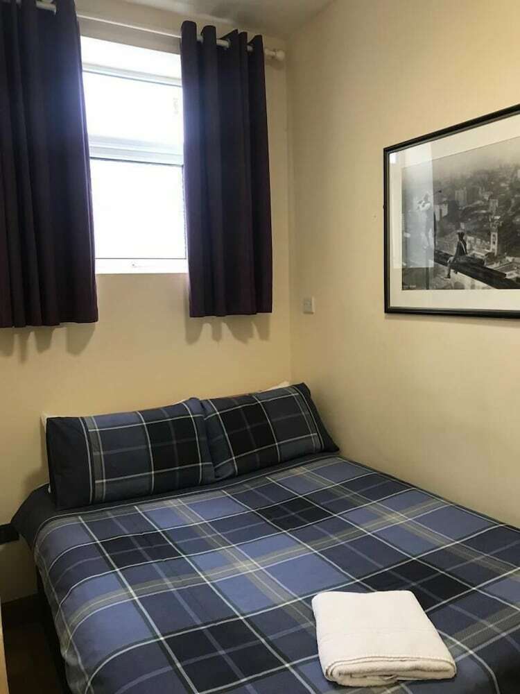 Shanahans B&B With Sports Bar