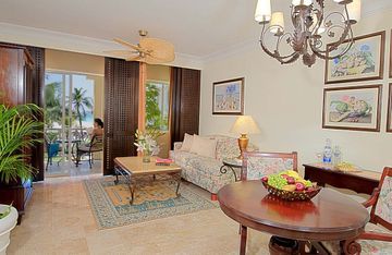 Hotel Occidental Royal Hideaway Playacar