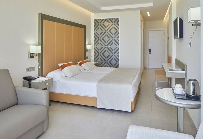 Hotel Torre Del Mar