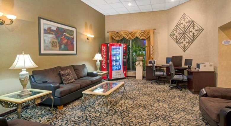 Hotel Baymont Inn & Suites Florida Mall