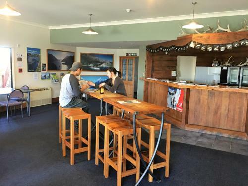 Haast River Top 10 Holiday Park