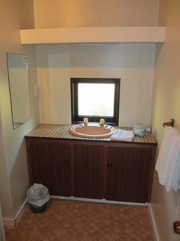 Woodlands Motels And Apartments