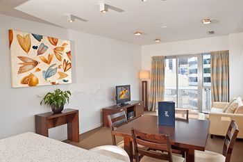 Aparthotel Boulcott Suites